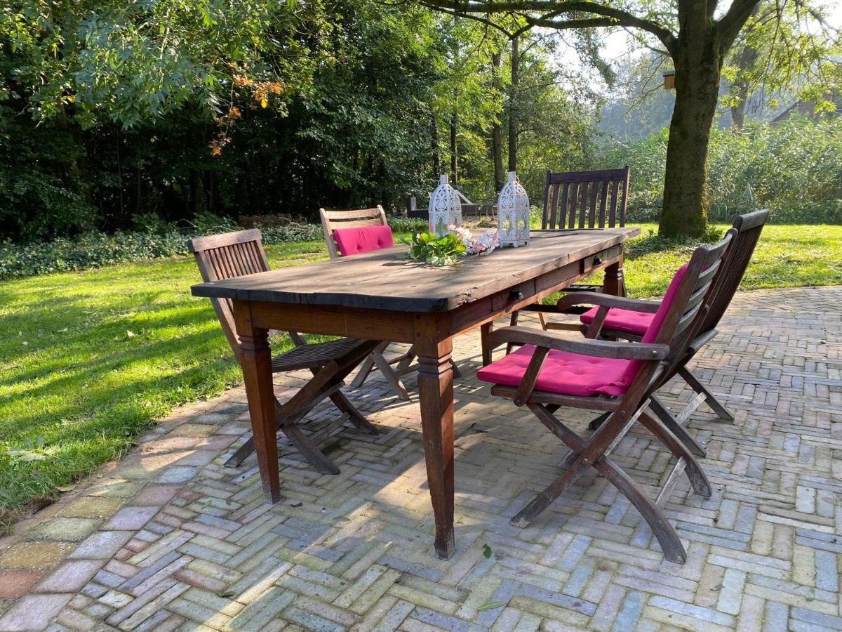 Supergezellig Vakantiehuis Met Hele Grote Tuin Bij Nijmegen Ewijk Exterior foto